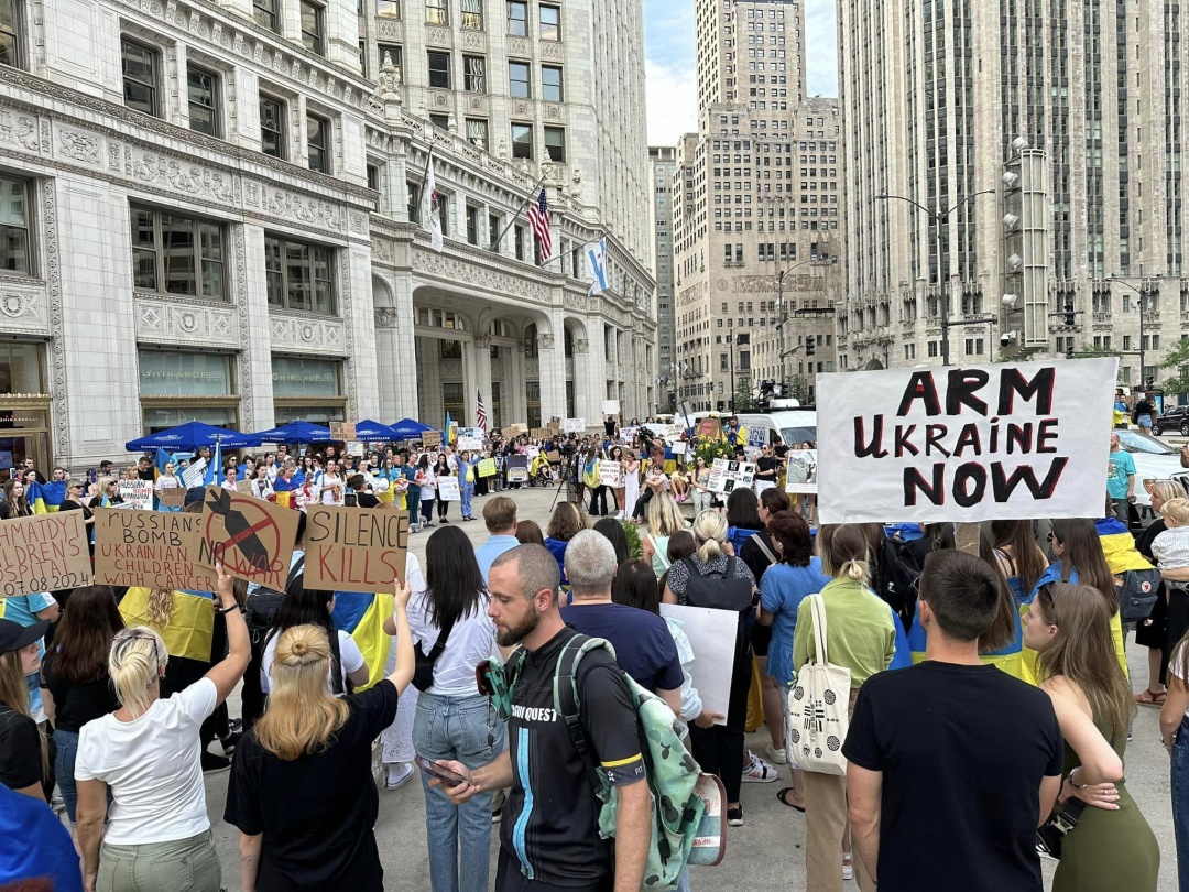 Українські громади в Америці вийшли на мітинги на знак підтримки України