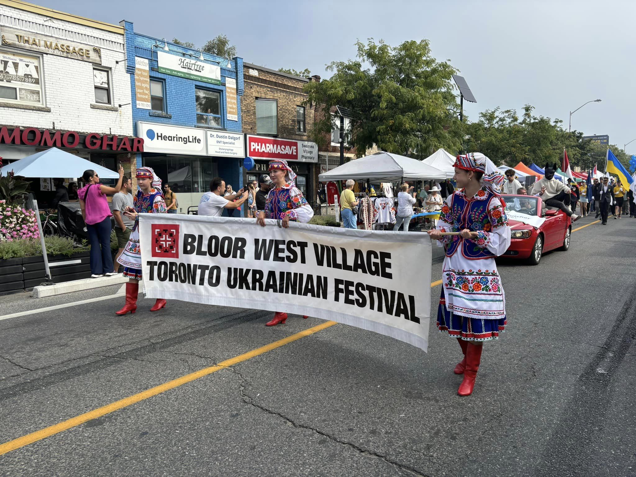 Bloor West Village: Toronto hosts largest Ukrainian festival 