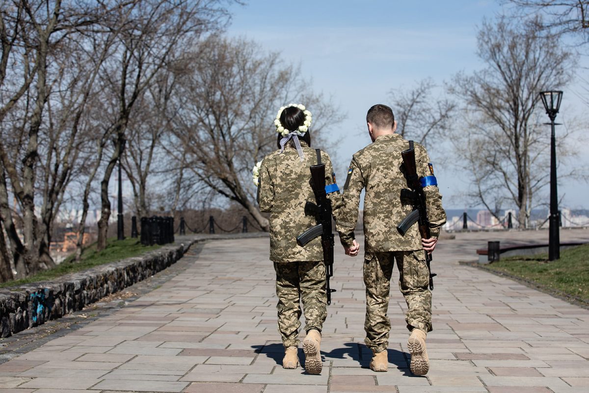 Війна руйнує інститут шлюбу в Україні. Погляд на проблему адвокатки та магістра богослов’я