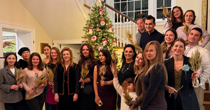 «Didukh & Devotion»: у Вашингтоні збирали кошти для дітей з українських сиротинців