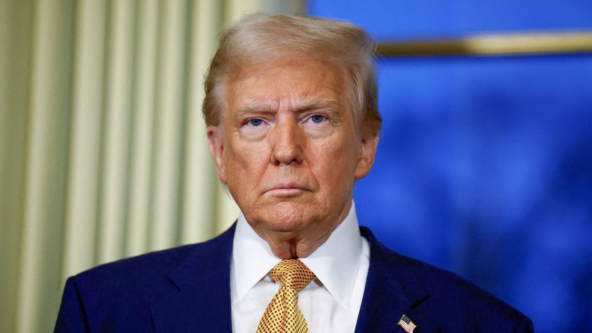 Трамп розповів про переговори з путіним щодо припинення війни в Україні
