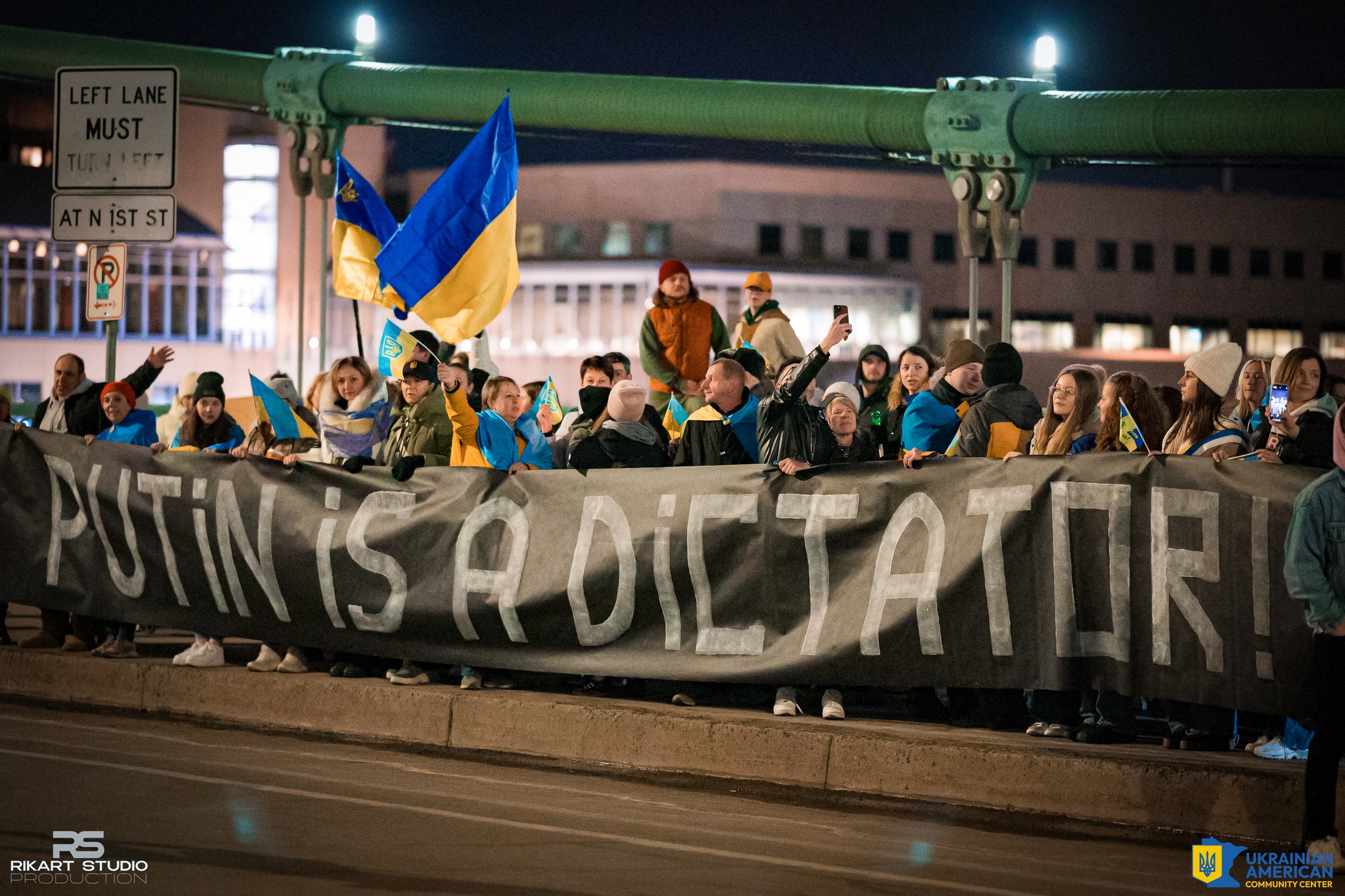 Minneapolis Ukrainian community marches in solidarity