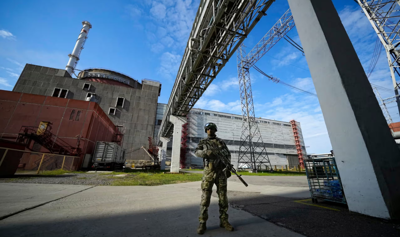 The United States, Ukraine, and the War: Arms Sales, Diplomacy, and Controversial Decisions