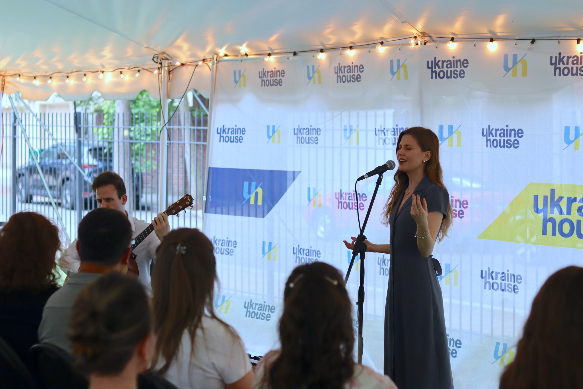 Valeria Vovk's Acoustic Evening: Songs by Ivasyuk and an Original Program in Support of Ukraine