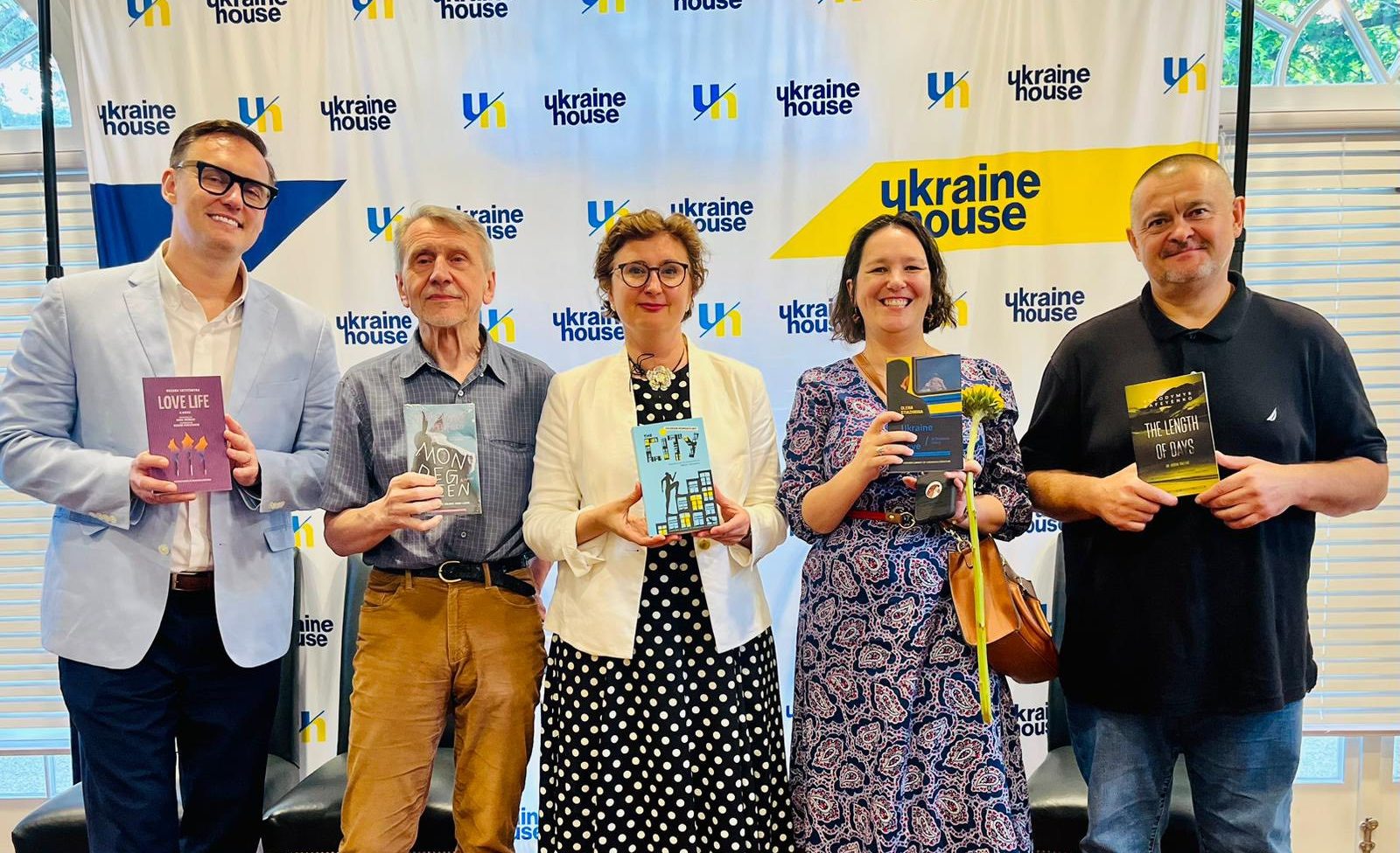 Українська літературна спадщина: у Вашингтоні відзначили 100-річчя сучасної української літератури