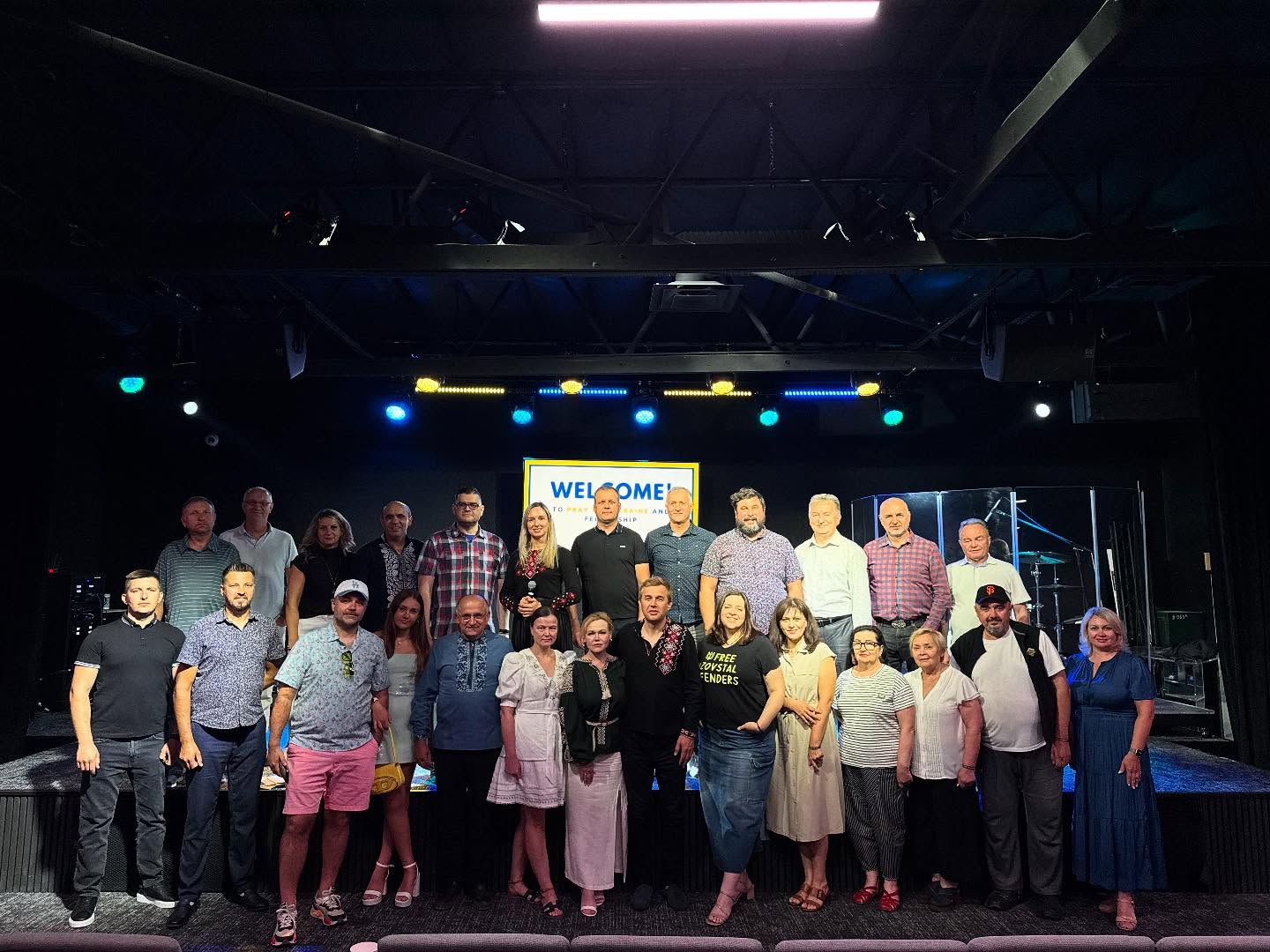 Ukrainian Night у Каліфорнії: молитва, свідчення та підтримка полонених українців