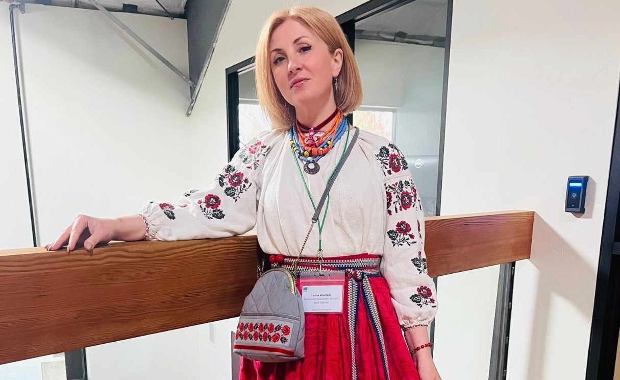 Українська співачка Інна Ковтун з Портленду стала першою українкою-лауреаткою національної стипендії Taproot у США