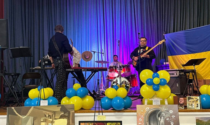 “Wounds to Wonders”: Connecticut presents exhibition of paintings by wounded Ukrainian defenders